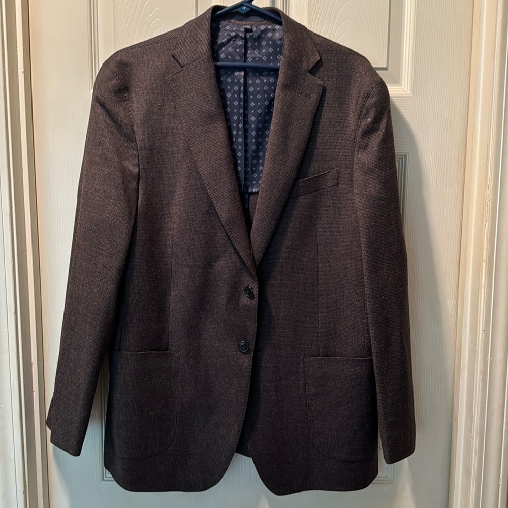 NWOT Mens sports coat by Jos A Bank. 1905 Collection. Size 42 regular. Brown